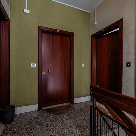 Dual - Spiagge 600m - Terminal Crociere 3 Kilometri Appartement *