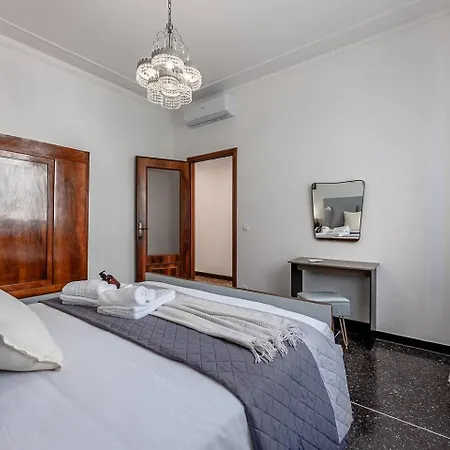 Dual - Spiagge 600m - Terminal Crociere 3 Kilometri Savona