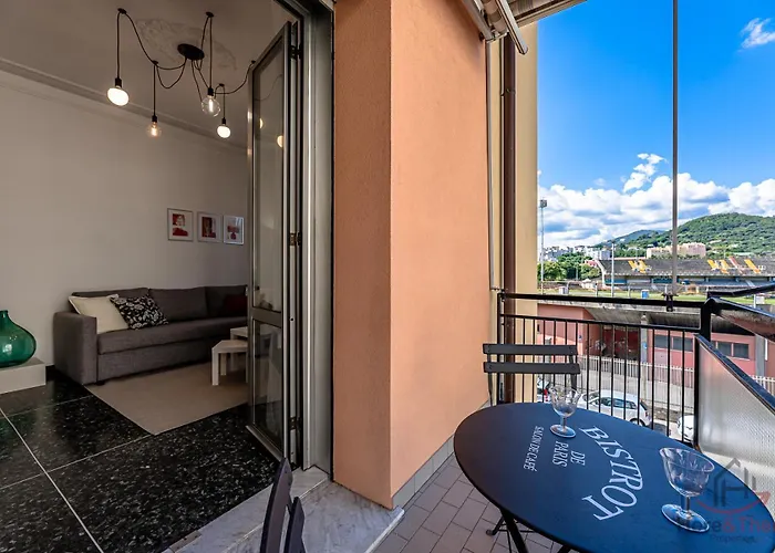 Dual - Spiagge 600m - Terminal Crociere 3 Kilometri Appartement *